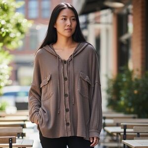 NWOT EASEL SHACKET HOODIE WOMENS SIZE LARGE